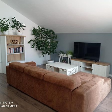 Appartement Уютна Къща à Sliven Extérieur photo